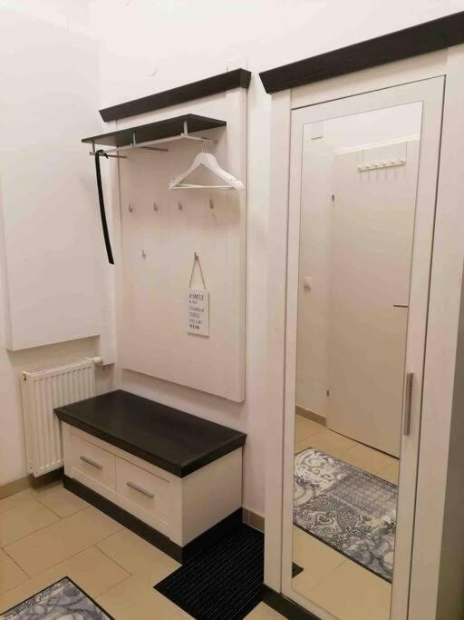 Feine Wohnung Direkt Am Yppen- Und Brunnenmarkt Wien Exterior foto