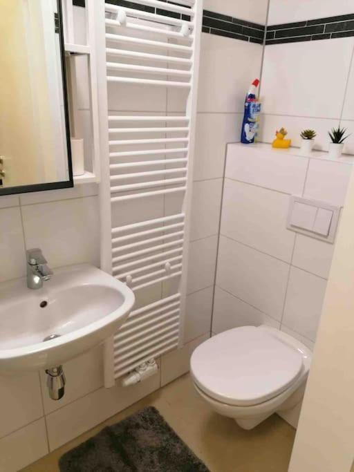 Feine Wohnung Direkt Am Yppen- Und Brunnenmarkt Wien Exterior foto